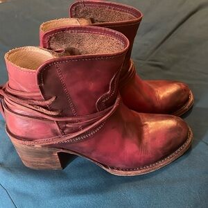 Freebird Casey ankle boot